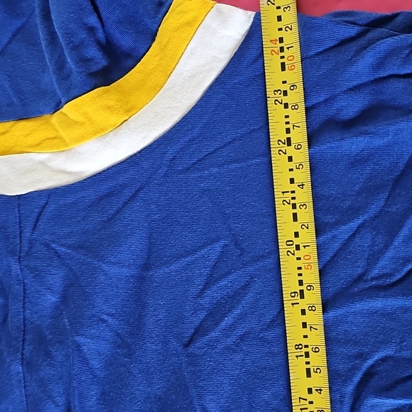 Levi's peanuts collaboration "Snoopy Hoops" t-shirt - Picture 6 of 9